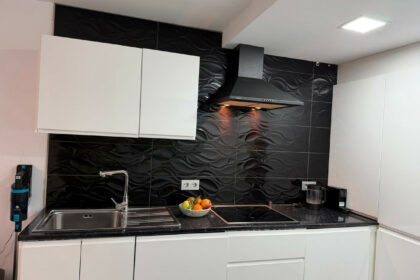 2b4d9dcc01d619563ceed77348a552de - 2