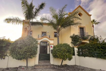 2b4de797b9fca134a95f9522c0390c26 - 3