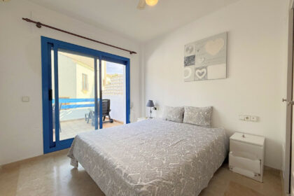 2b7f55c692bf5b4659ca3ce413c15294 - 11