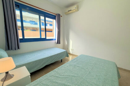 2b7f55c692bf5b4659ca3ce413c15294 - 19