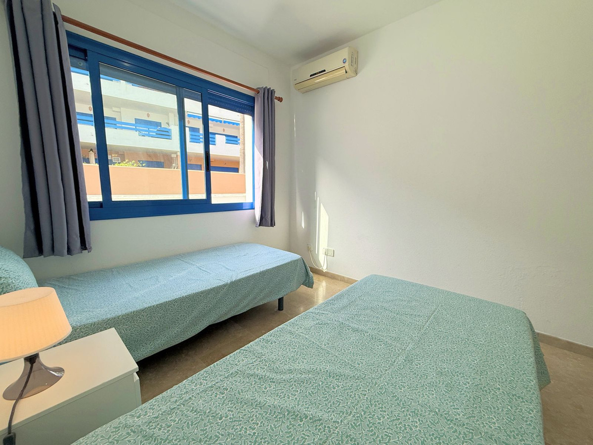 2b7f55c692bf5b4659ca3ce413c15294 - 19