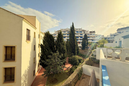 2b7f55c692bf5b4659ca3ce413c15294 - 23