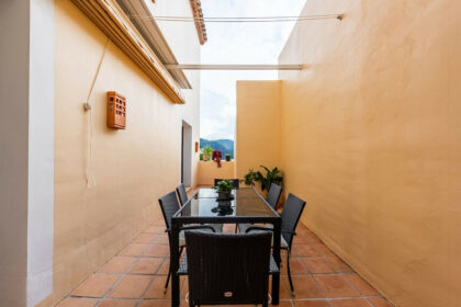 2bc317be7aabfe199747514ed37a212b - 10