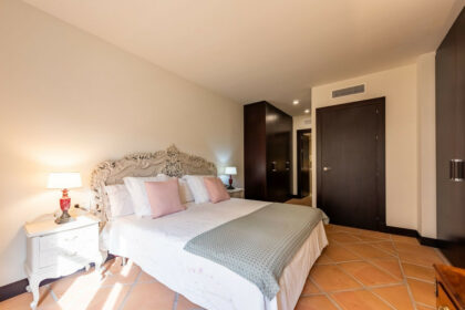 2bc317be7aabfe199747514ed37a212b - 17