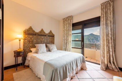 2bc317be7aabfe199747514ed37a212b - 24