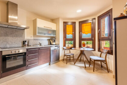 2bc317be7aabfe199747514ed37a212b - 4