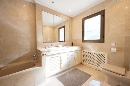 2c6ac7b4f9cf7f7081dc849b7868ebb1 - 17