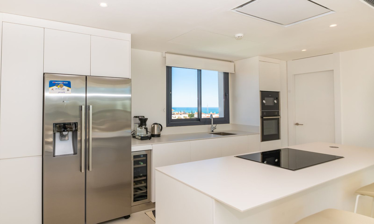 2c9fde3ae4c406b2cb56c32a5b837a63 - 11