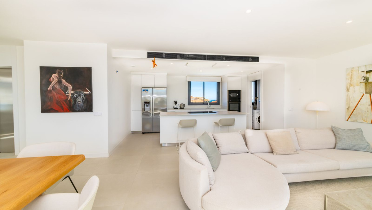 2c9fde3ae4c406b2cb56c32a5b837a63 - 13