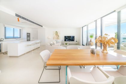 2c9fde3ae4c406b2cb56c32a5b837a63 - 17