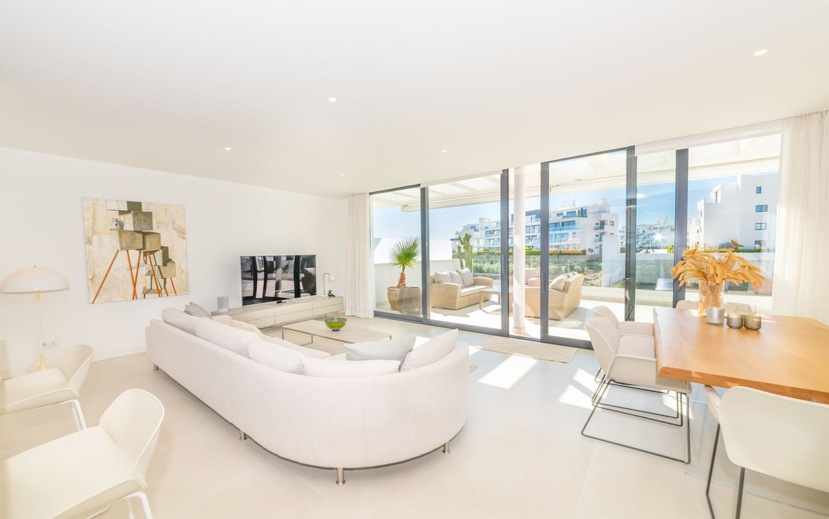 2c9fde3ae4c406b2cb56c32a5b837a63 - 26