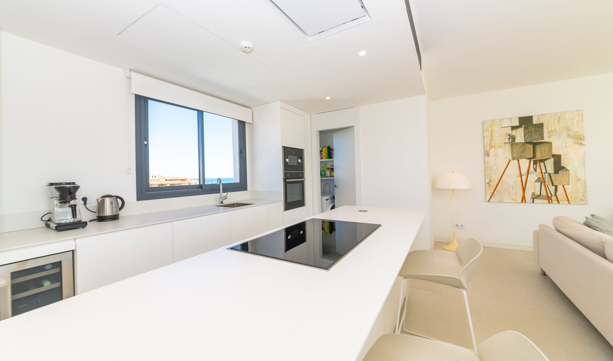 2c9fde3ae4c406b2cb56c32a5b837a63 - 27