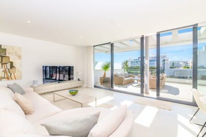 2c9fde3ae4c406b2cb56c32a5b837a63 - 28