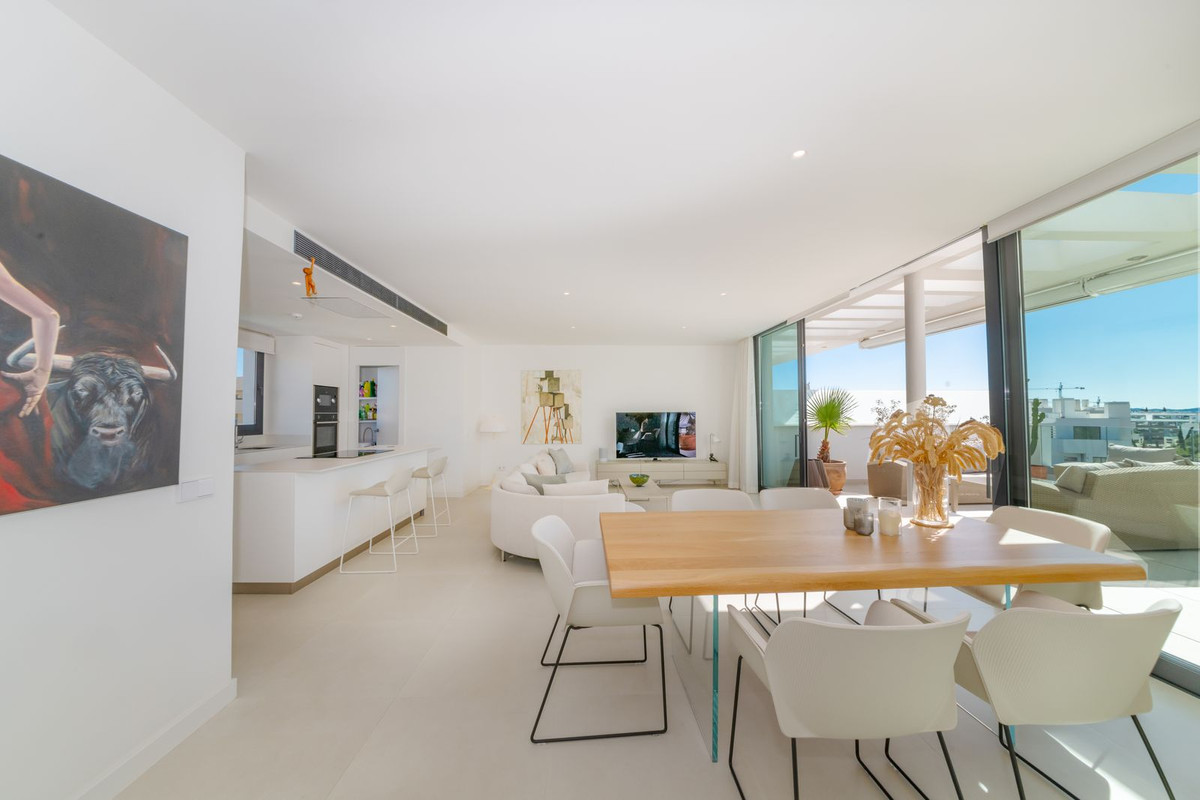 2c9fde3ae4c406b2cb56c32a5b837a63 - 37