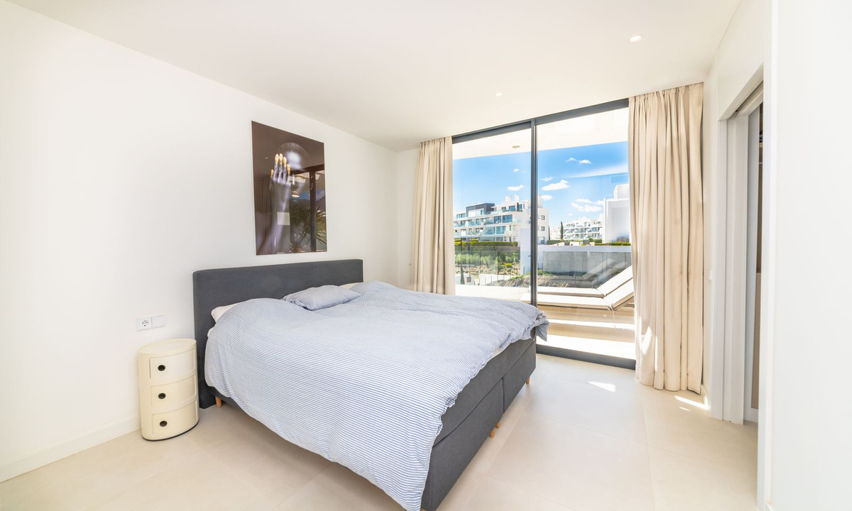 2c9fde3ae4c406b2cb56c32a5b837a63 - 52