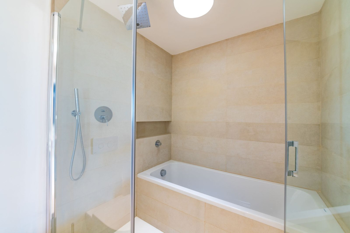 2c9fde3ae4c406b2cb56c32a5b837a63 - 58