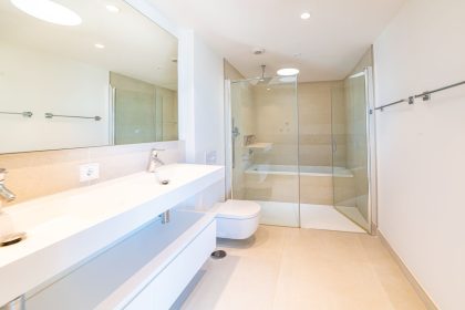 2c9fde3ae4c406b2cb56c32a5b837a63 - 60