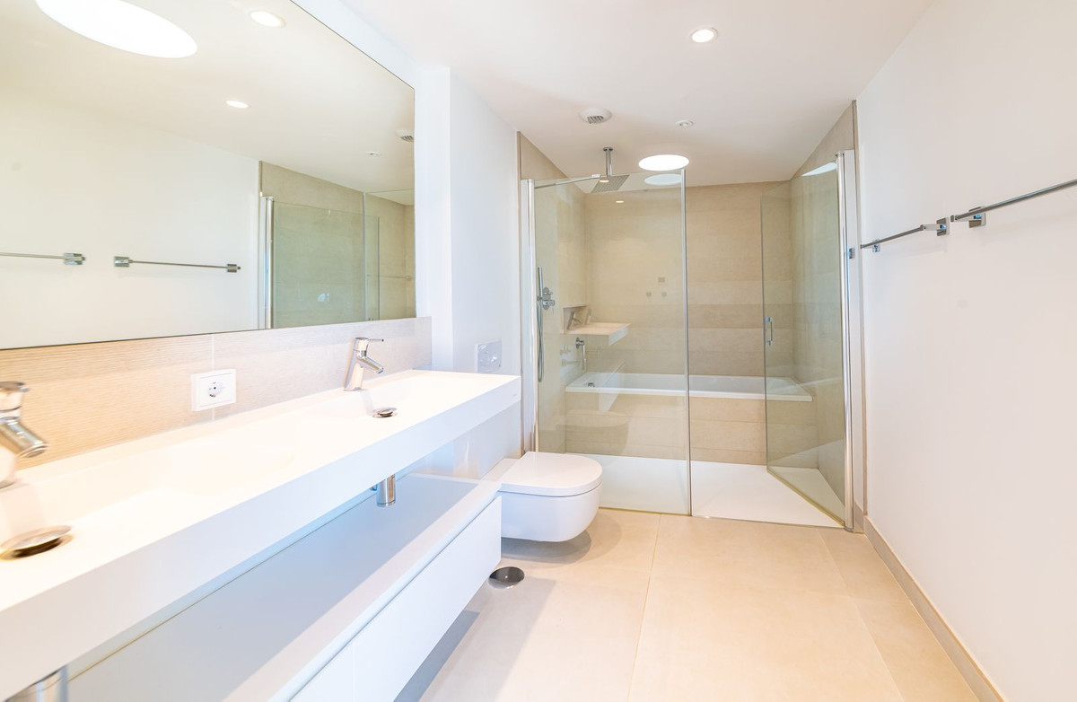 2c9fde3ae4c406b2cb56c32a5b837a63 - 60