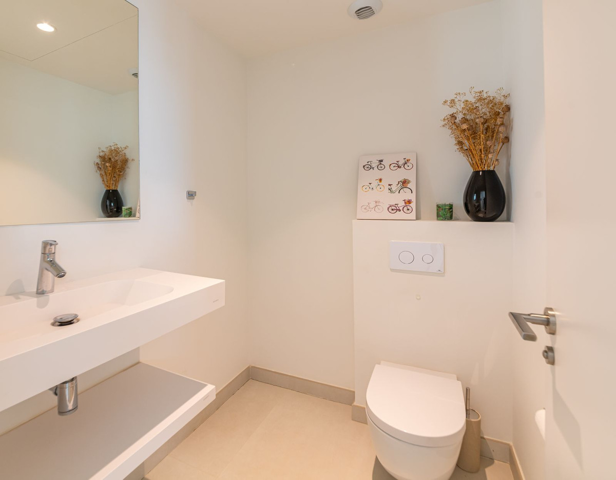 2c9fde3ae4c406b2cb56c32a5b837a63 - 64