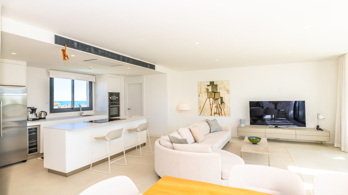 2c9fde3ae4c406b2cb56c32a5b837a63 - 9