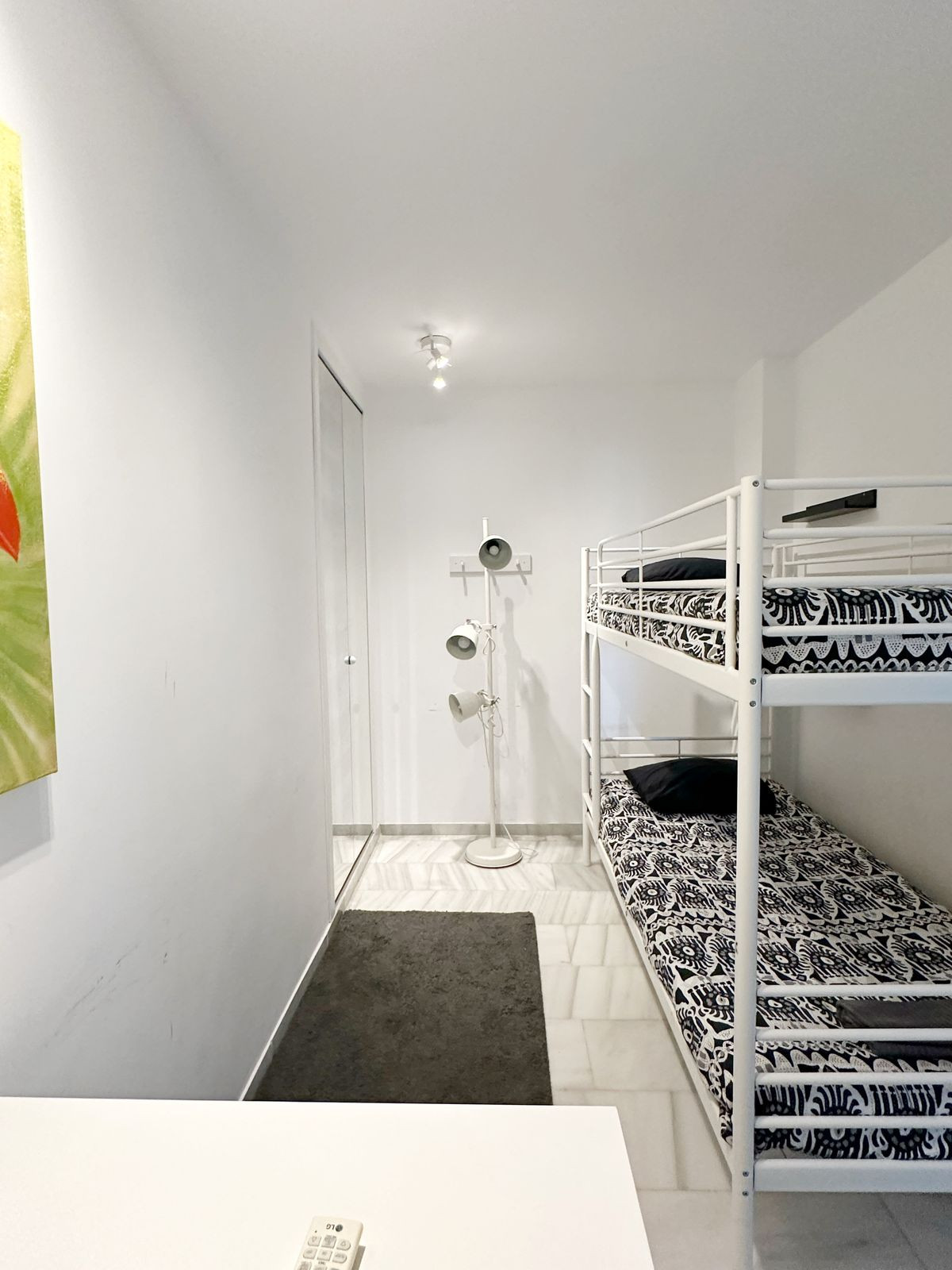 2ce5c36f96663773a58a6311a12f7a99 - 18