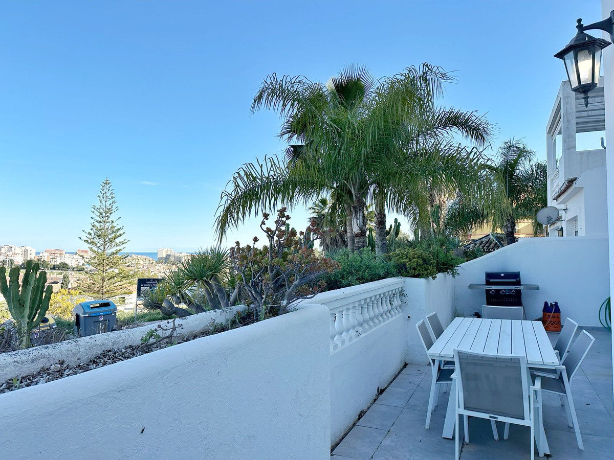 2ce5c36f96663773a58a6311a12f7a99 - 26