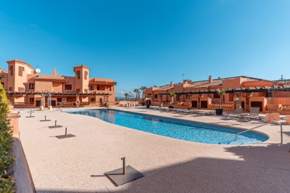 2d411bde77806feffe65d5dd2bd38e86 - 14