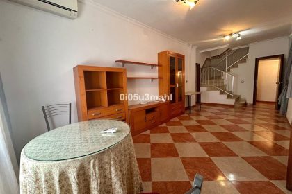 2db1ff695a1c10f2702bde65d346d073 - 2