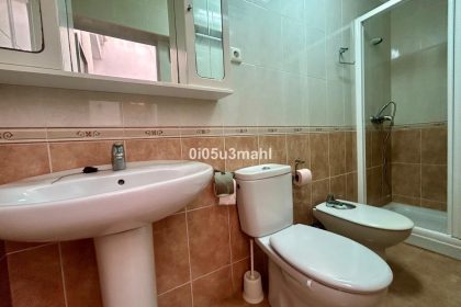 2db1ff695a1c10f2702bde65d346d073 - 9