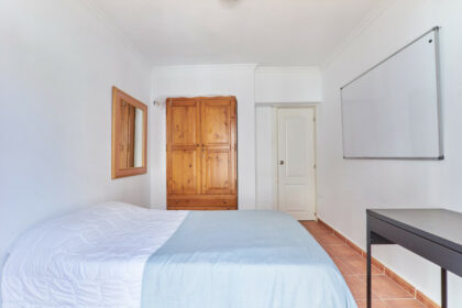 2e1ae8a4747048332dd62f0106c24c82 - 13