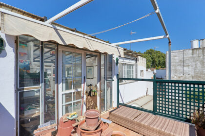 2e1ae8a4747048332dd62f0106c24c82 - 22