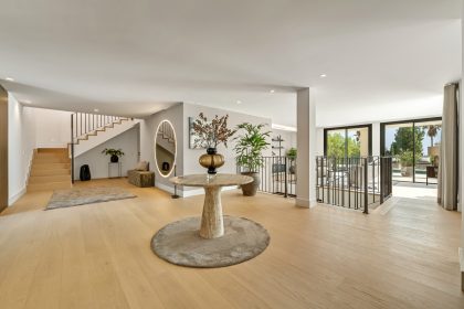 2e6a9f2a0a5a3e62f286511ed4767f24 - 14