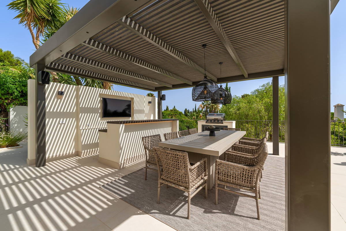 2e6a9f2a0a5a3e62f286511ed4767f24 - 37