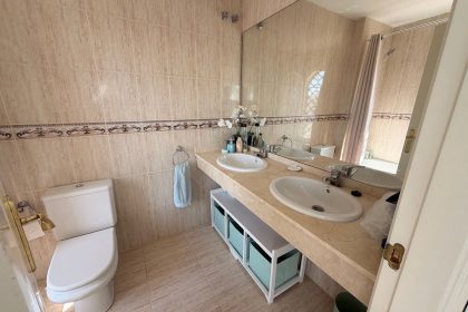 2e6c32df08b4b7c57133f41c879ba351 - 17