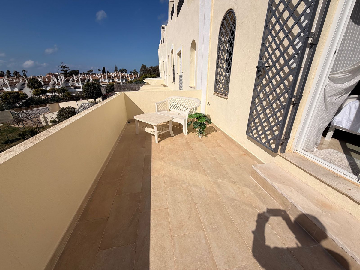 2e6c32df08b4b7c57133f41c879ba351 - 19