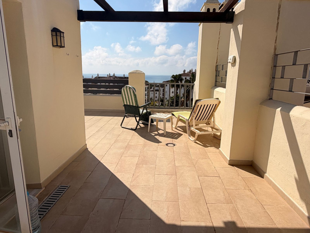 2e6c32df08b4b7c57133f41c879ba351 - 27