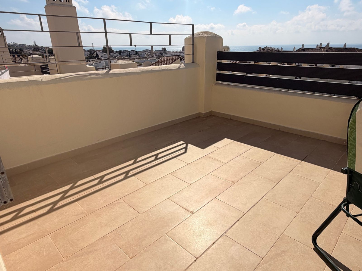 2e6c32df08b4b7c57133f41c879ba351 - 28