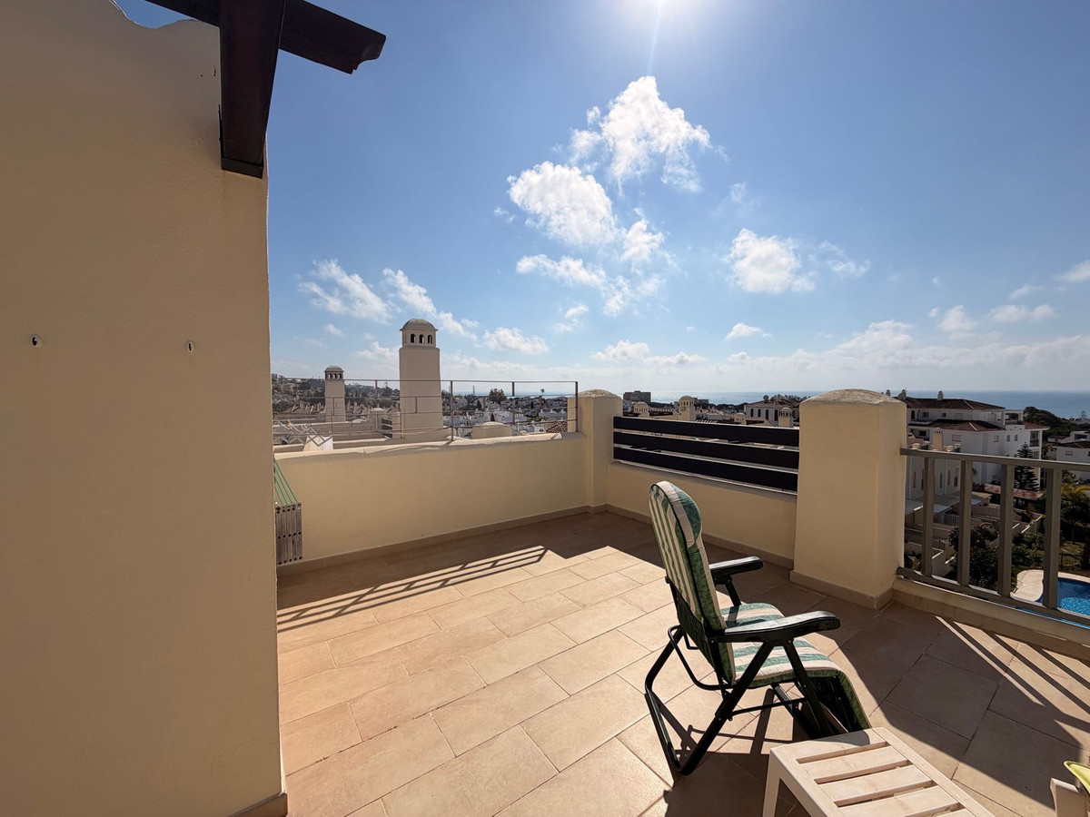 2e6c32df08b4b7c57133f41c879ba351 - 32