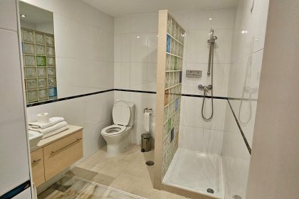 2ee87265ede3b43e56a50d062a71d989 - 10