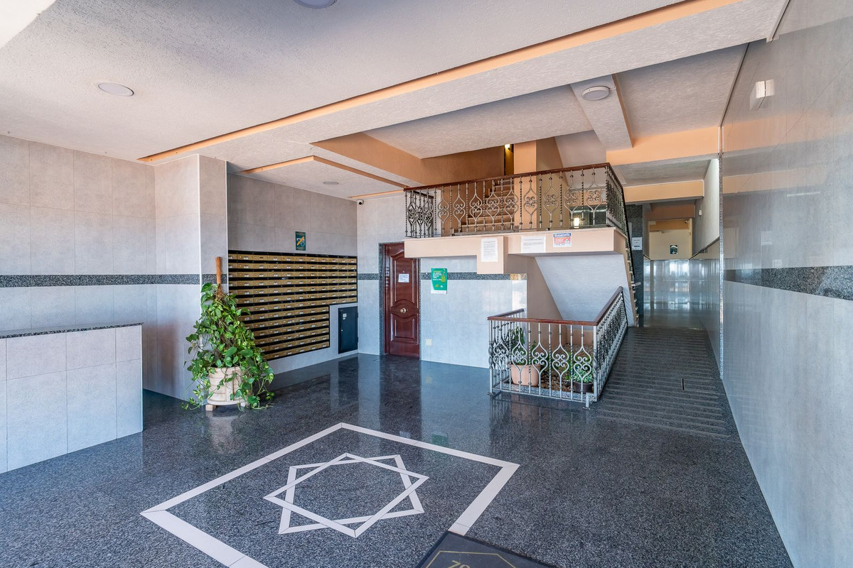 2efca577ffa48ad6d61ffc29719bd817 - 27