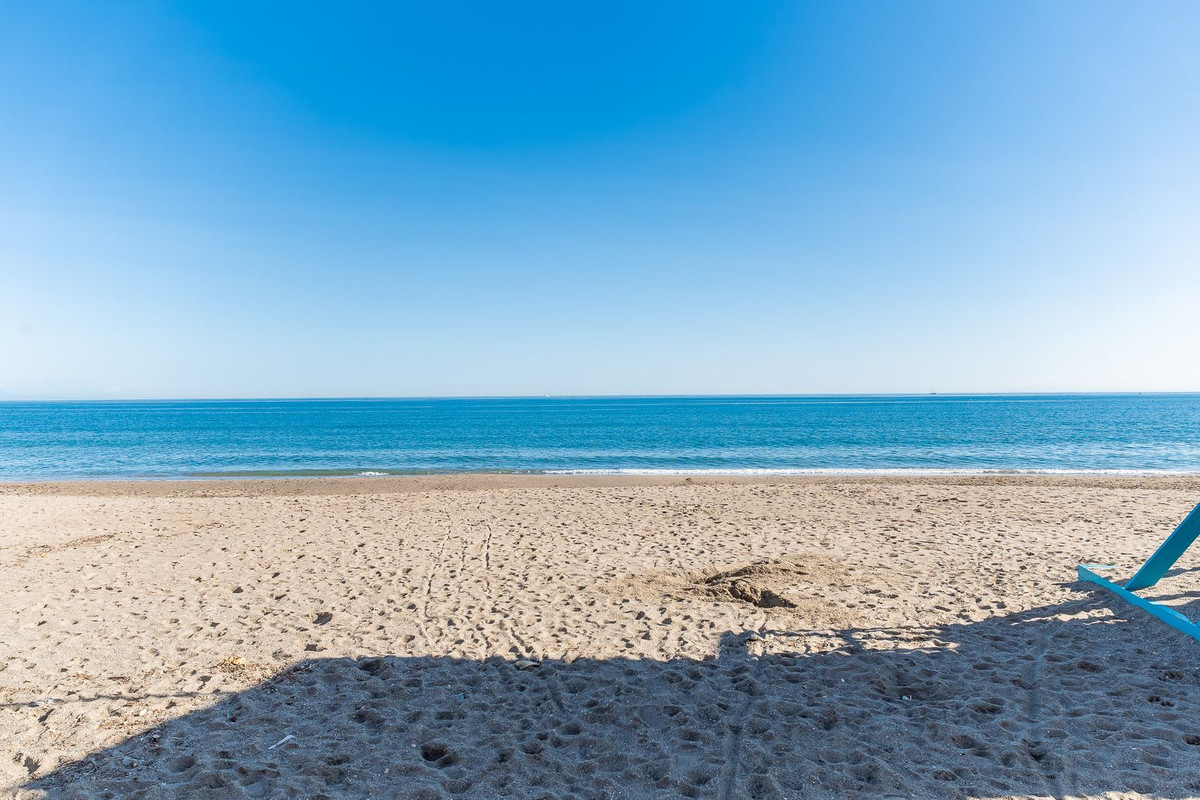 2efca577ffa48ad6d61ffc29719bd817 - 39