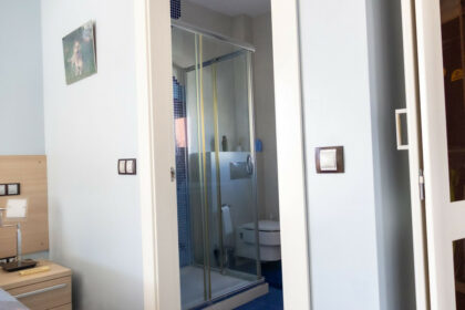 2f52a4db243a0b5f1176bf72befde1df - 25