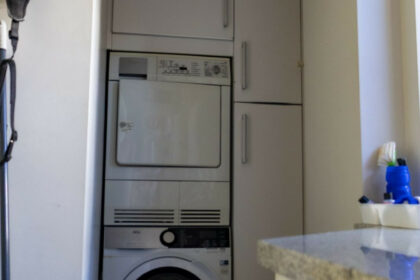 2f52a4db243a0b5f1176bf72befde1df - 51