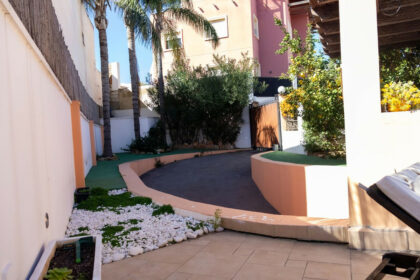 2f52a4db243a0b5f1176bf72befde1df - 57