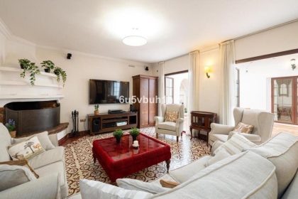 30802a371687e06ee9b8119a7d3124ac - 3