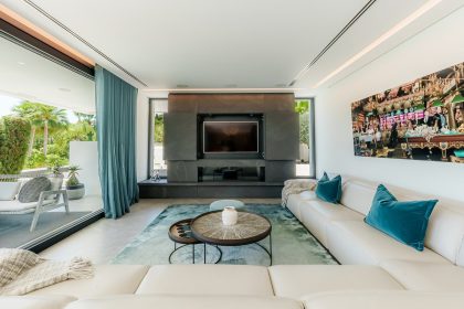 3091367a31a5b374ae46c9104c507683 - 20