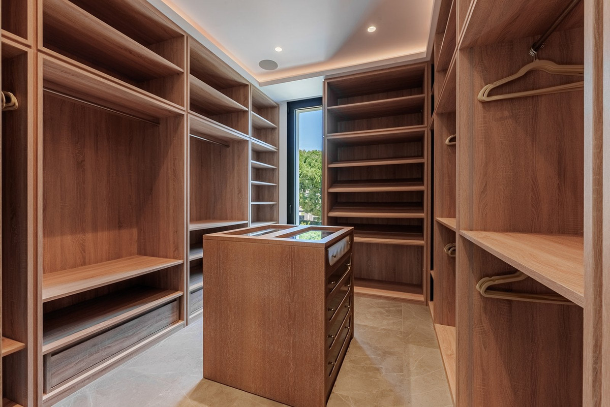 3091367a31a5b374ae46c9104c507683 - 25