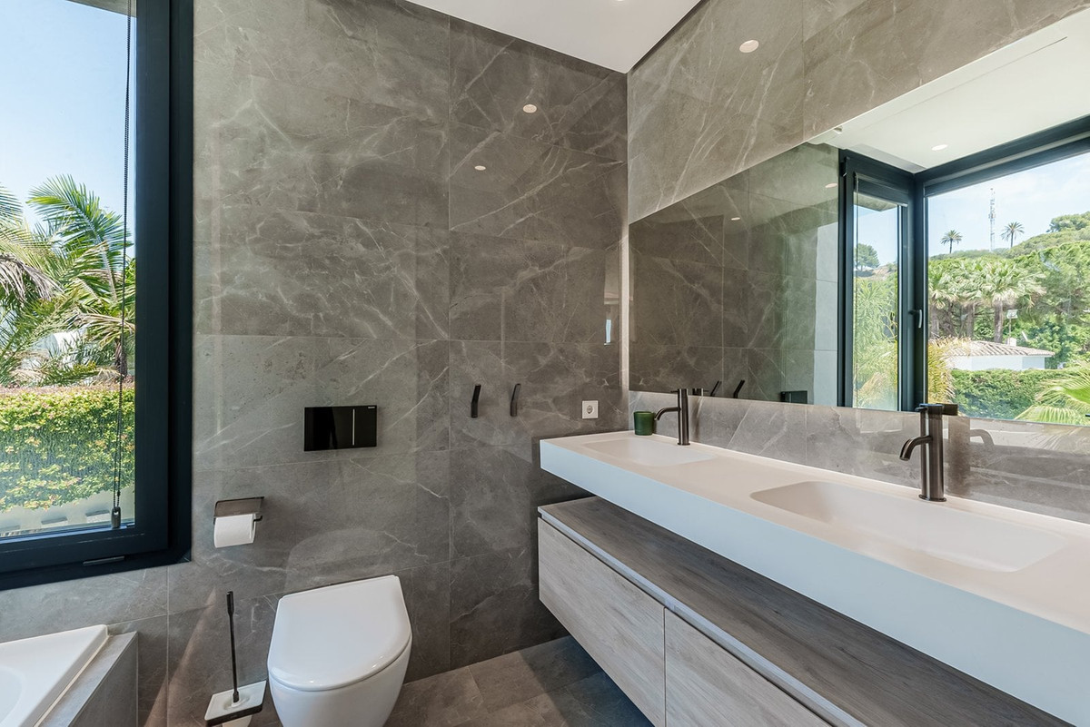 3091367a31a5b374ae46c9104c507683 - 30