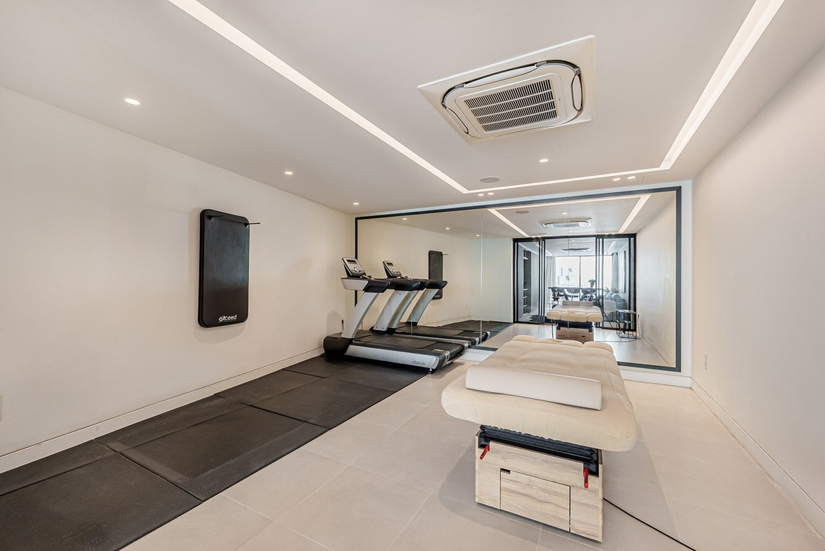 3091367a31a5b374ae46c9104c507683 - 31