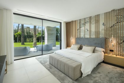 30e145155586346eb6fa3c91f4e48870 - 15